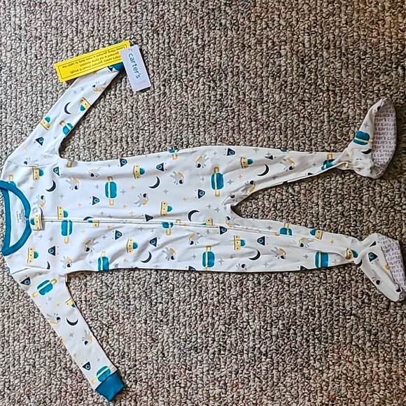 CARTER'S BRAND BOYS ONE PIECE SPACE PAJAMAS WITH FEET SIZE 24 MONTHS - Picture 2 of 8